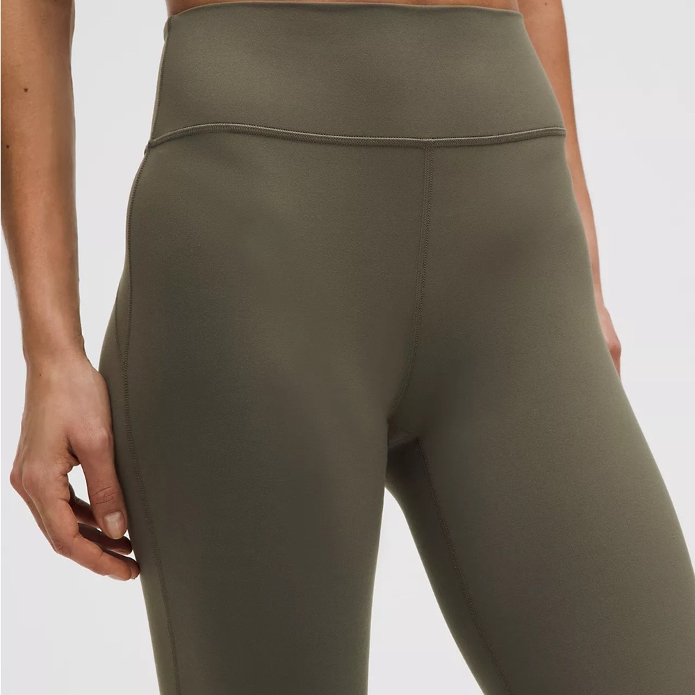 LULULEMON Groove Nulu High-Rise Flared Pant
Regular - Picture 3 of 8